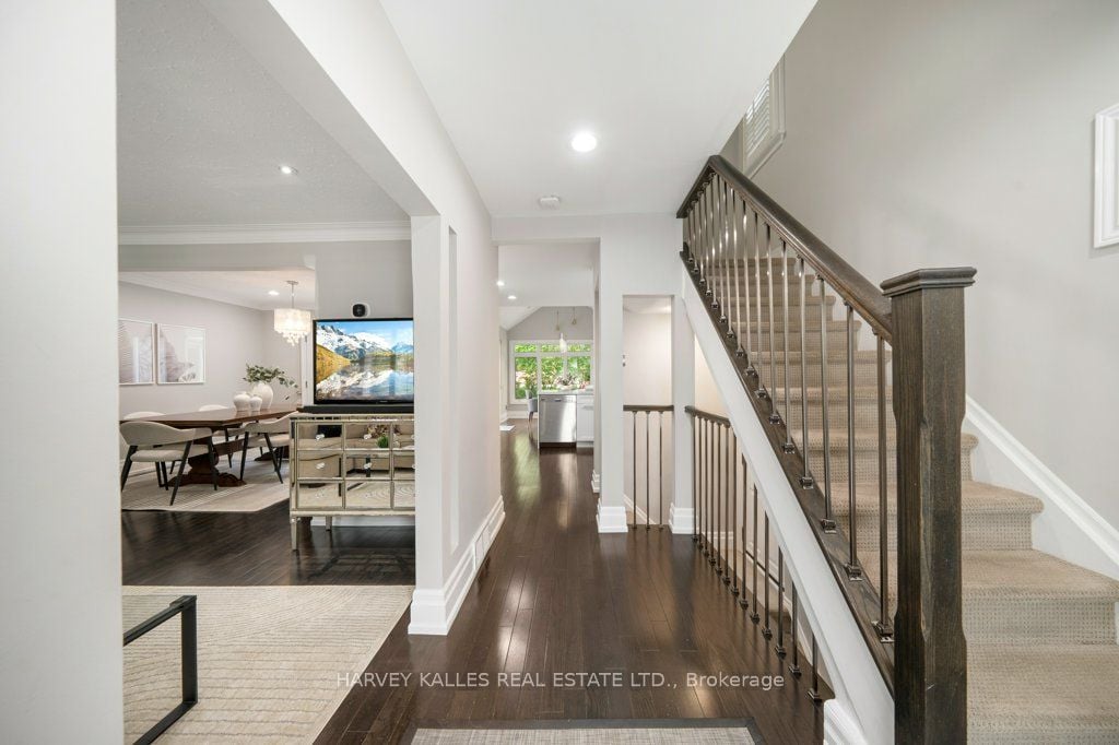 Additional image 6 of 63 Westgate Boulevard, Toronto, ON, M3H 1P1