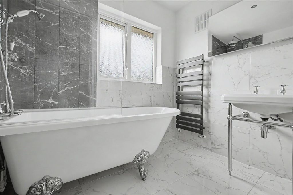 Additional image 18 of 3 bed detached house for saleSandy Lane, Bramcote NG9
