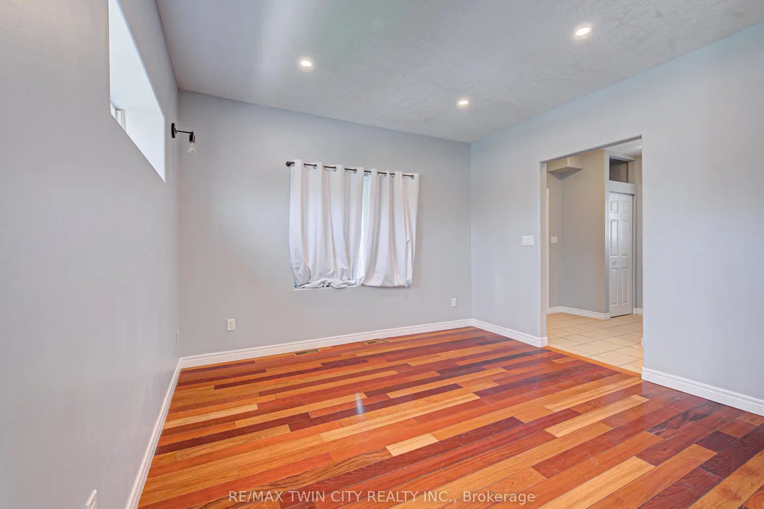 Additional image 11 of 281 Courtland Avenue