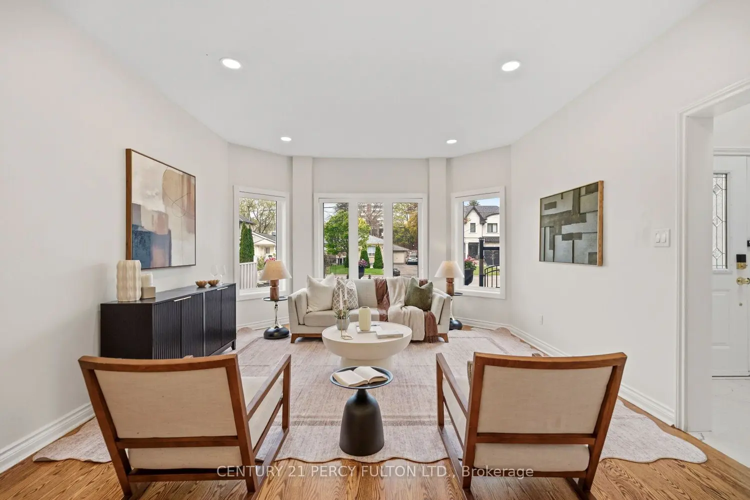9 Gordon Avenue photo 4