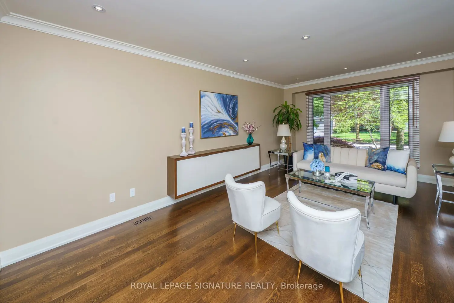 12 Abbeywood Trail photo 2