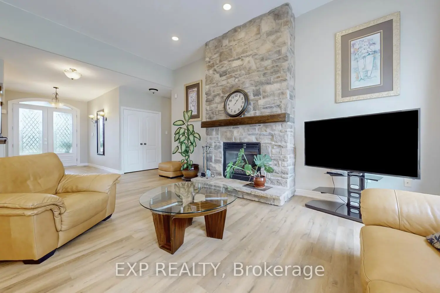 Additional image 6 of 42 Somerville Crescent