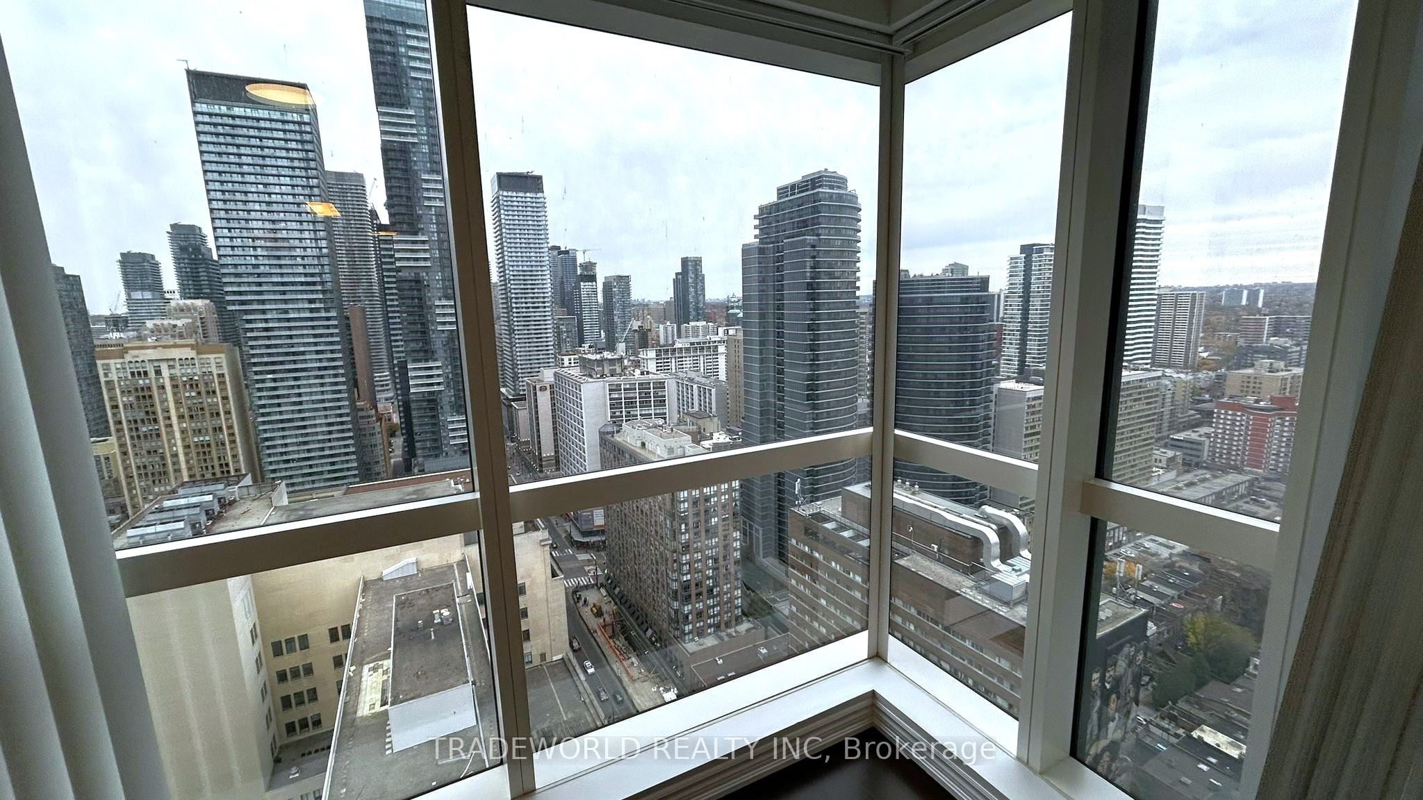 Additional image 4 of 3101-386 Yonge Street, Toronto, ON, M5B 0A5