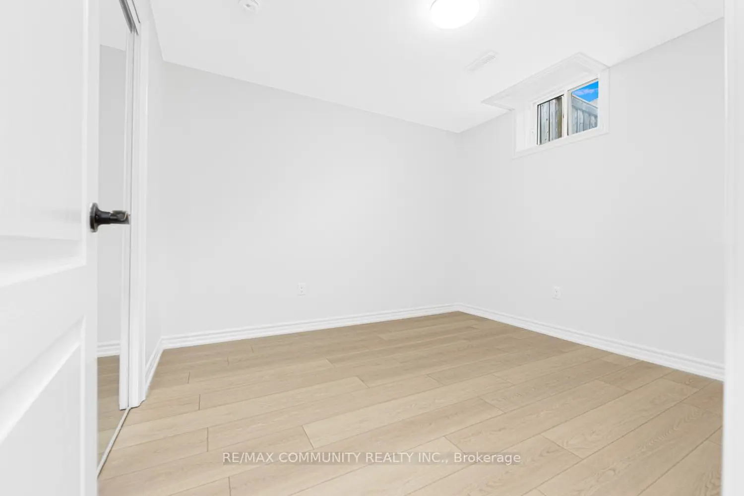 Additional image 17 of 99 Cornwall Drive