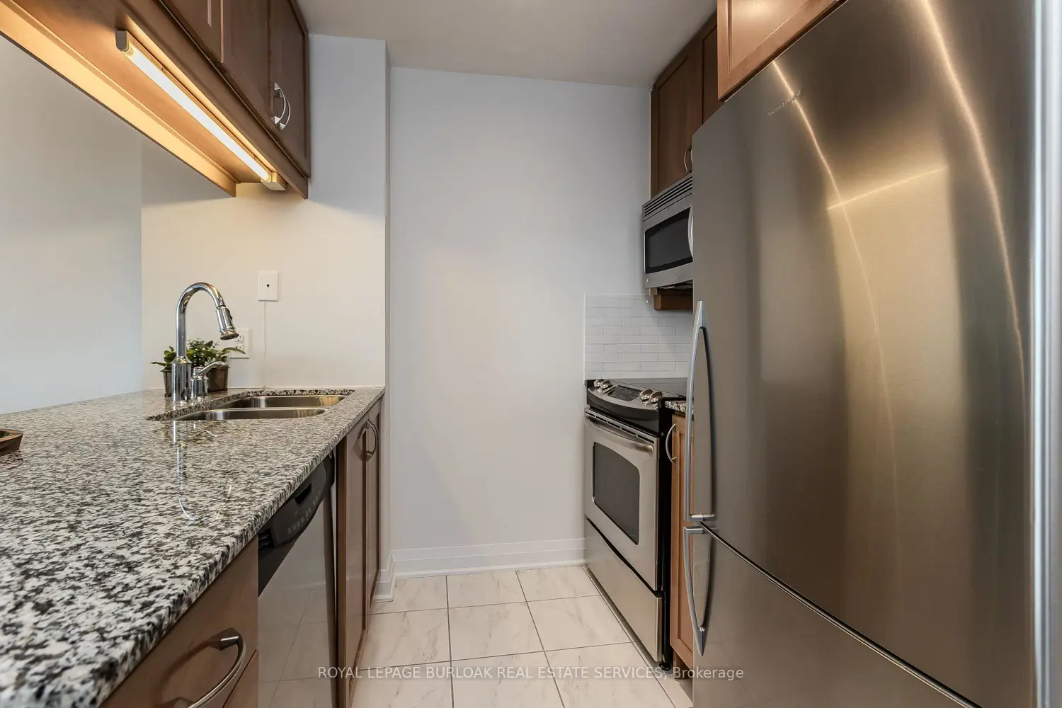 Additional image 5 of 1055 Southdown Road 312