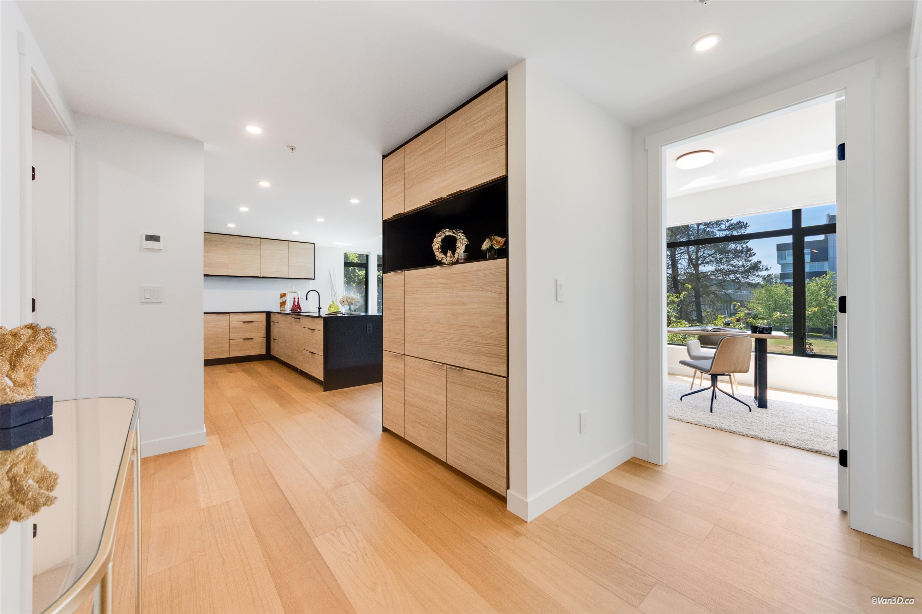 Additional image 2 of 302-6485 Manitoba Street, Vancouver, BC, V5Y 0P7