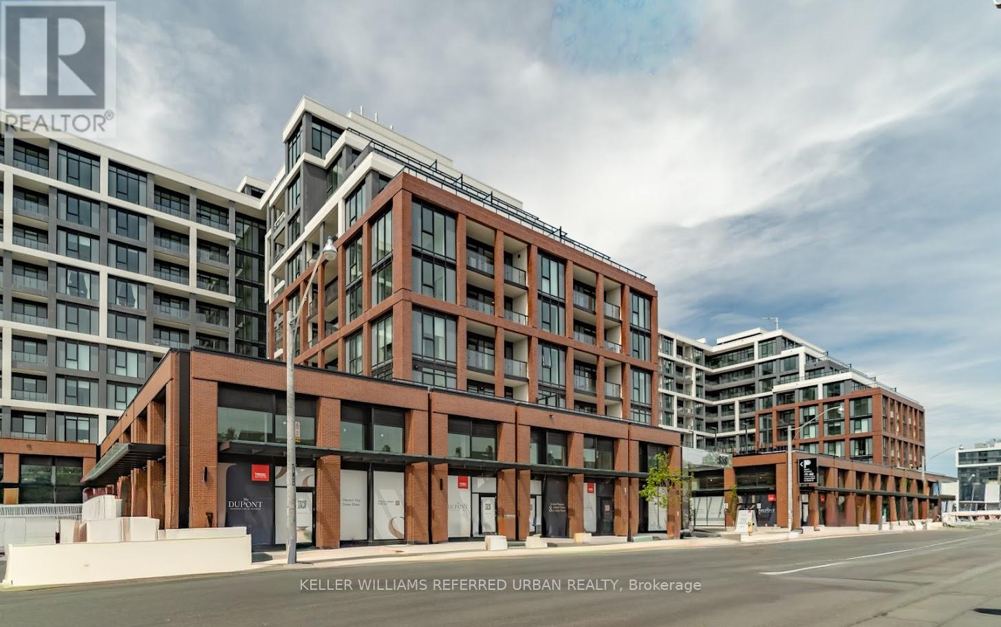 702 - 858 DUPONT STREET