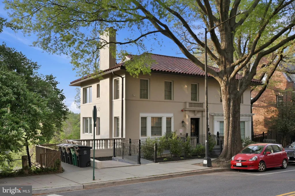 Additional image 2 of 2800 Adams Mill Road NW Unit 2, Washington, DC 20009