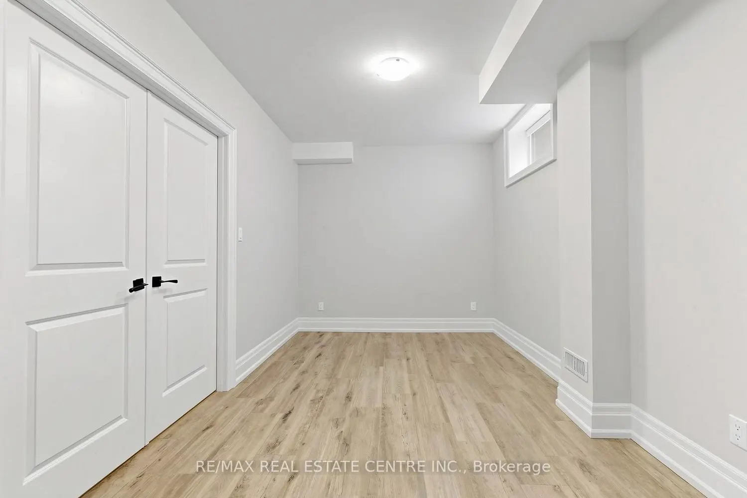 Additional image 15 of 1496 Mansfield Drive