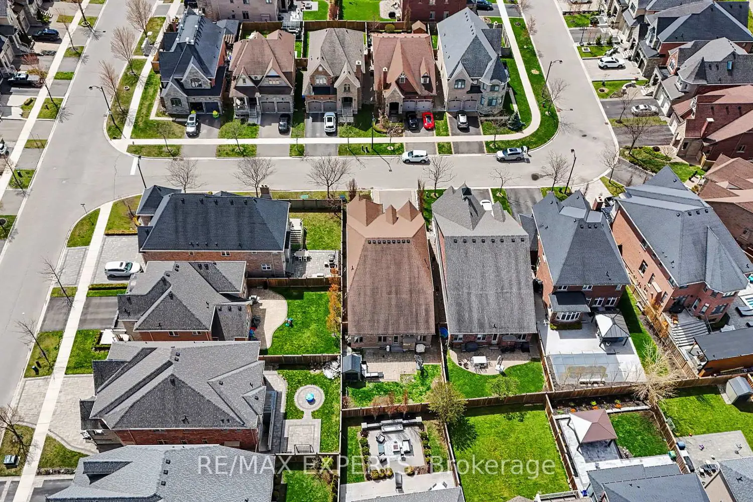 Additional image 3 of 4 Sim Hill Crescent