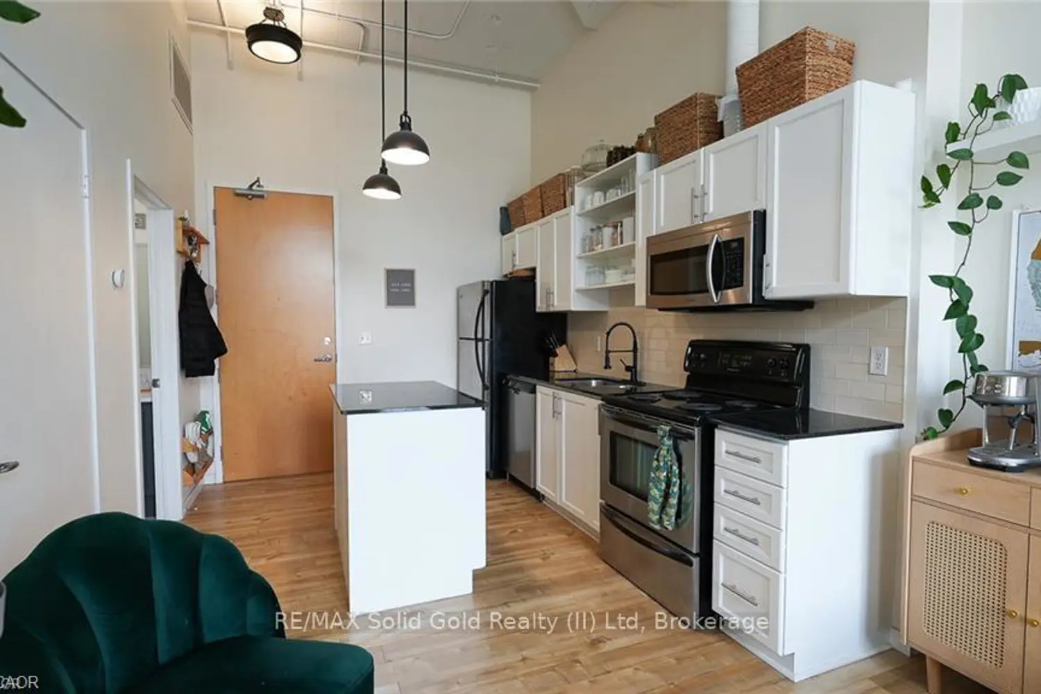 Additional image 3 of 410 King Street 226