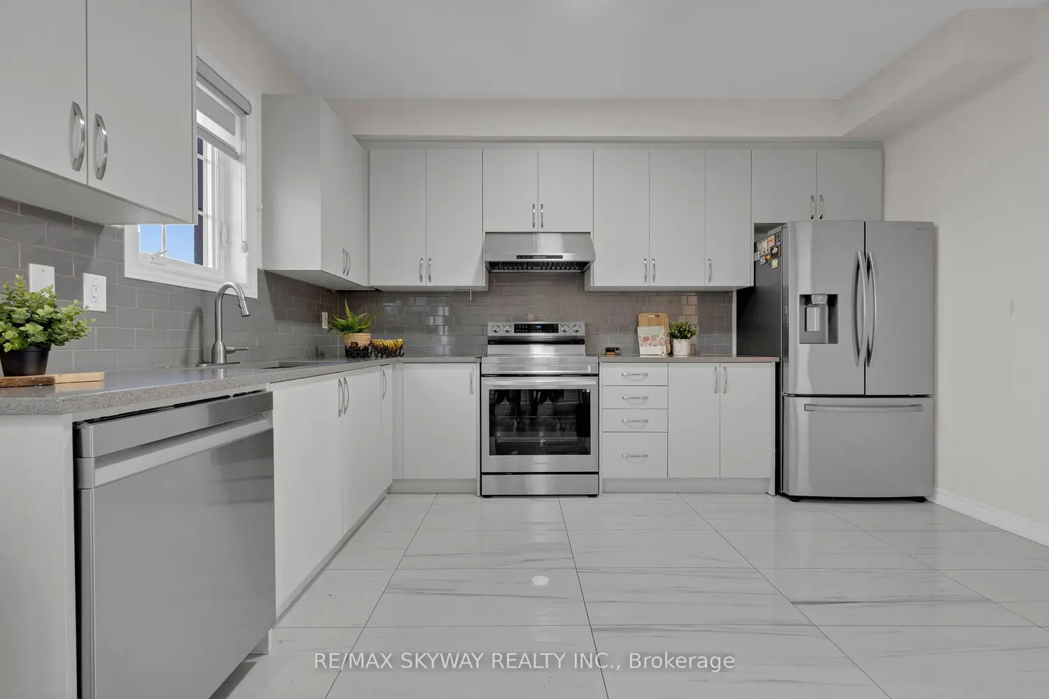 Additional image 4 of 21 Allegro Drive