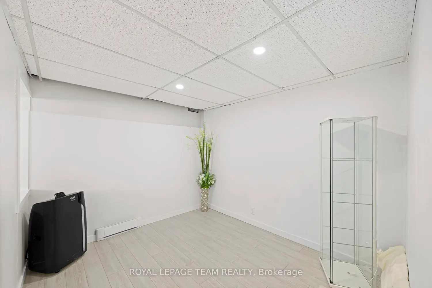 Additional image 16 of 41C Forester Crescent