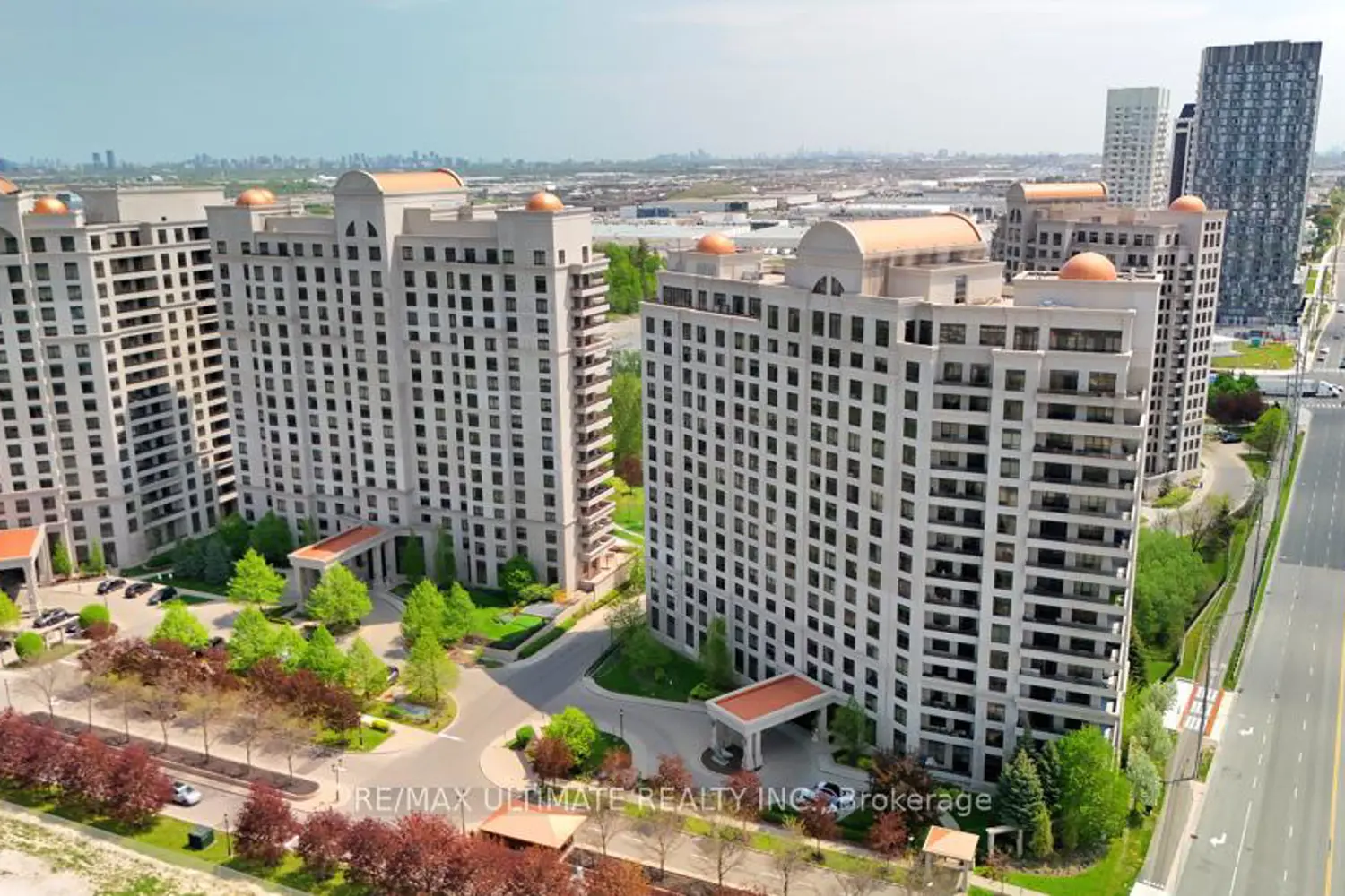 Additional image 18 of 9235 Jane Street 407