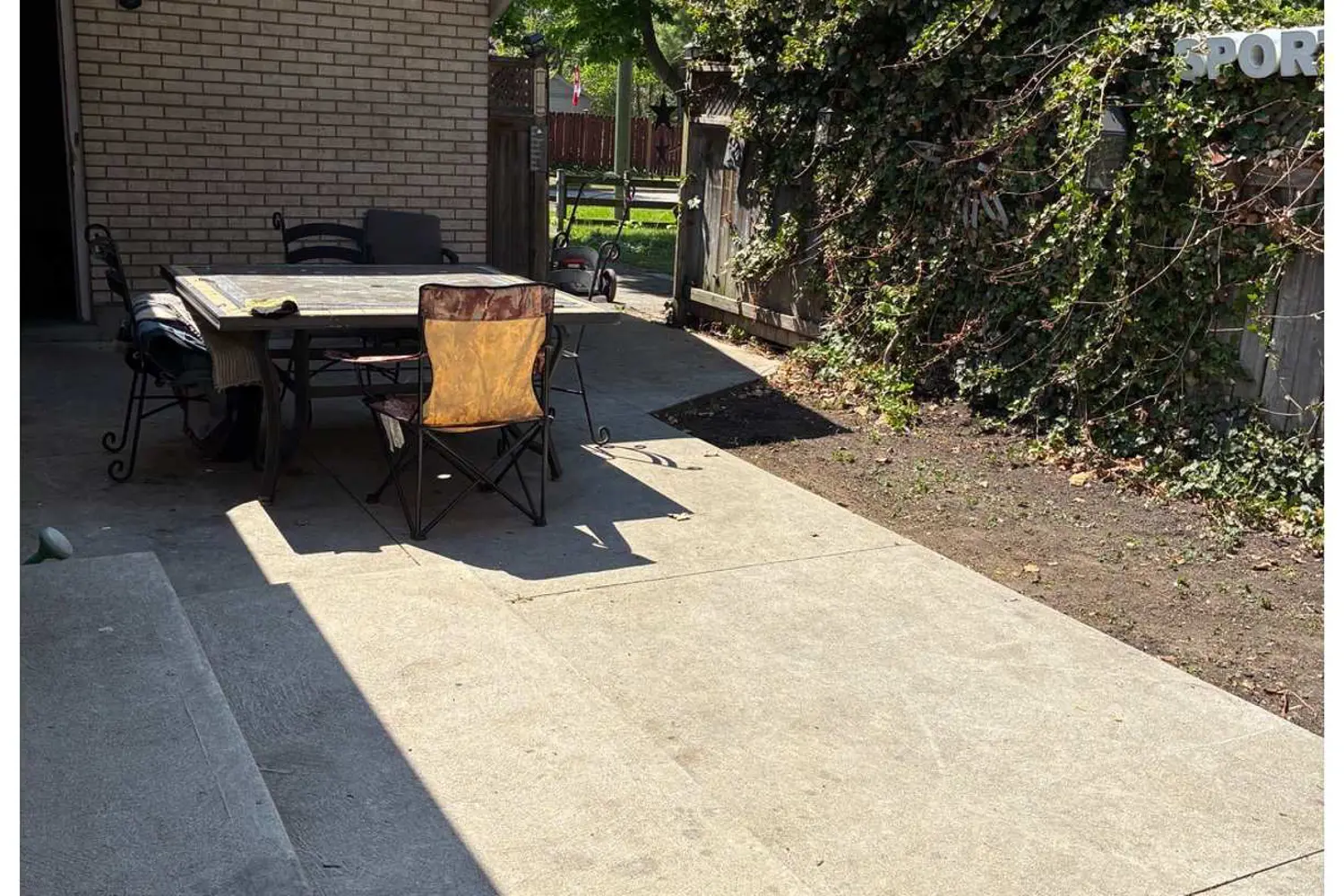 Additional image 3 of 1294 Hillcrest Avenue
