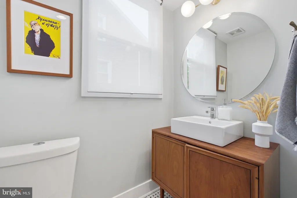 Additional image 20 of 2211 R Street SE, Washington, DC 20020