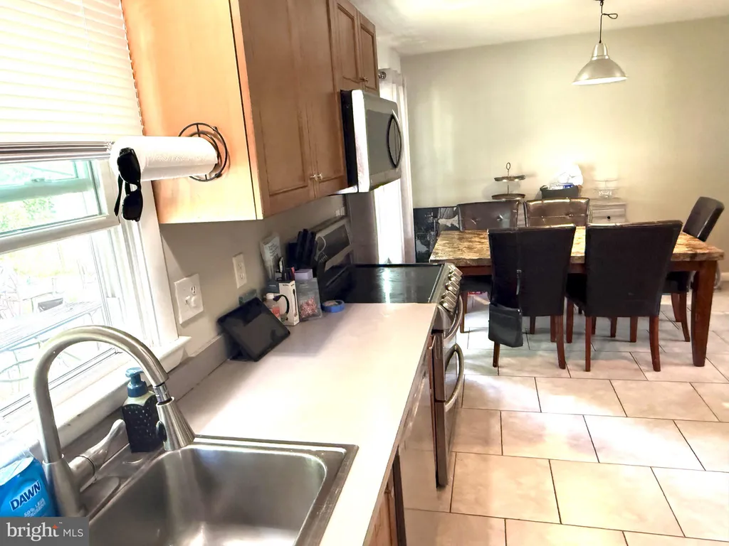 Additional image 14 of 879 Broadfield Drive, Newark, DE 19713