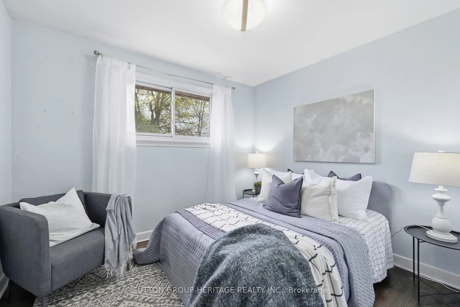 Additional image 14 of 919 Bayview Avenue