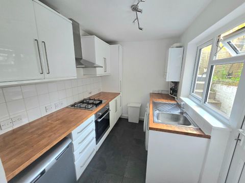 Hurst Street, Herne Hill, London SE24