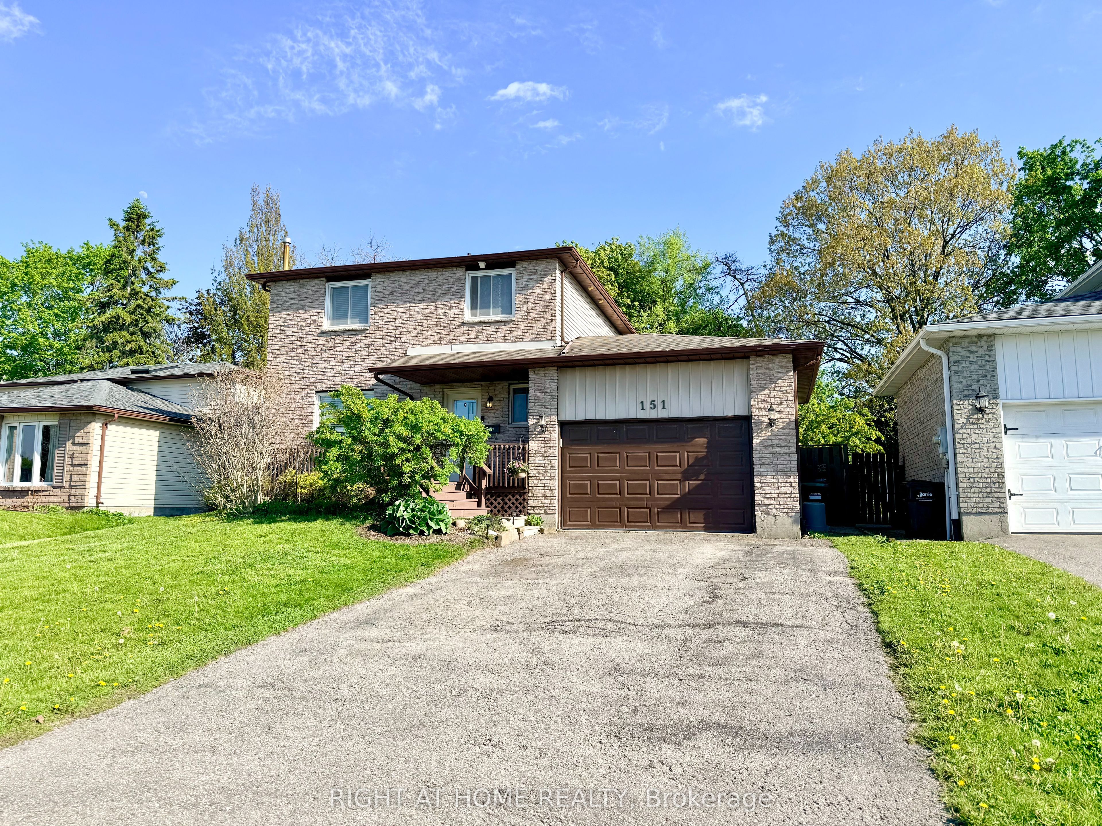 151 Little Avenue, Barrie, ON, L4N 6L6
