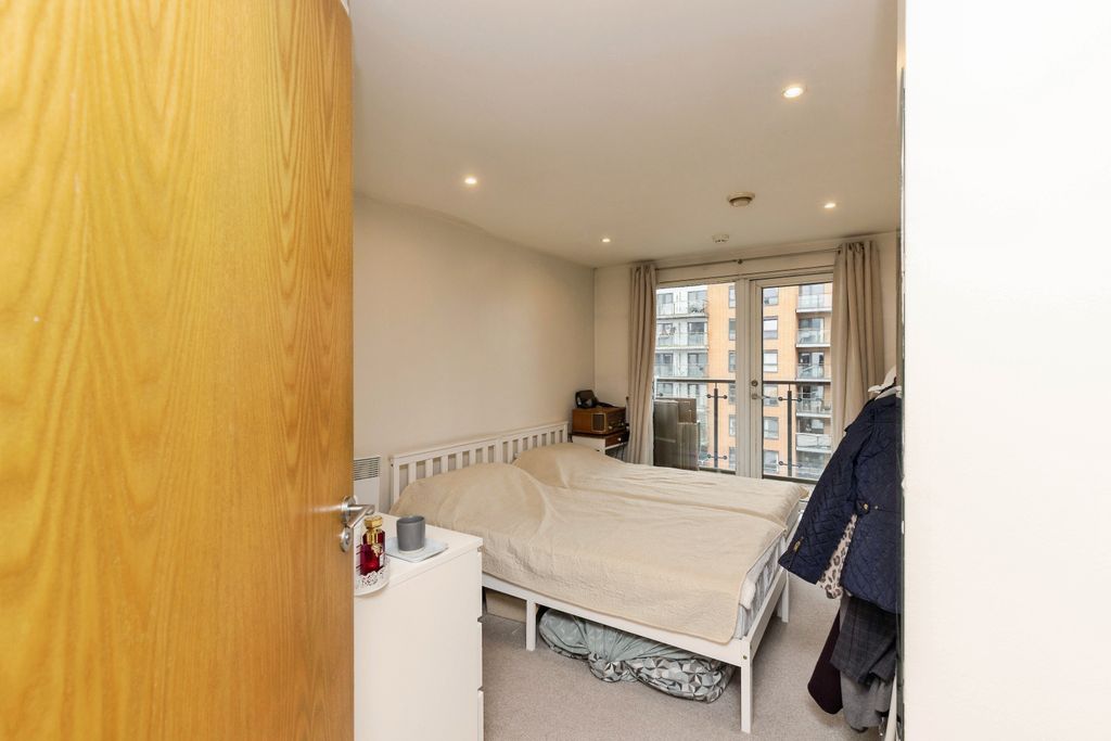 Additional image 8 of 2 bed flat for saleArmouries Way, Leeds LS10
