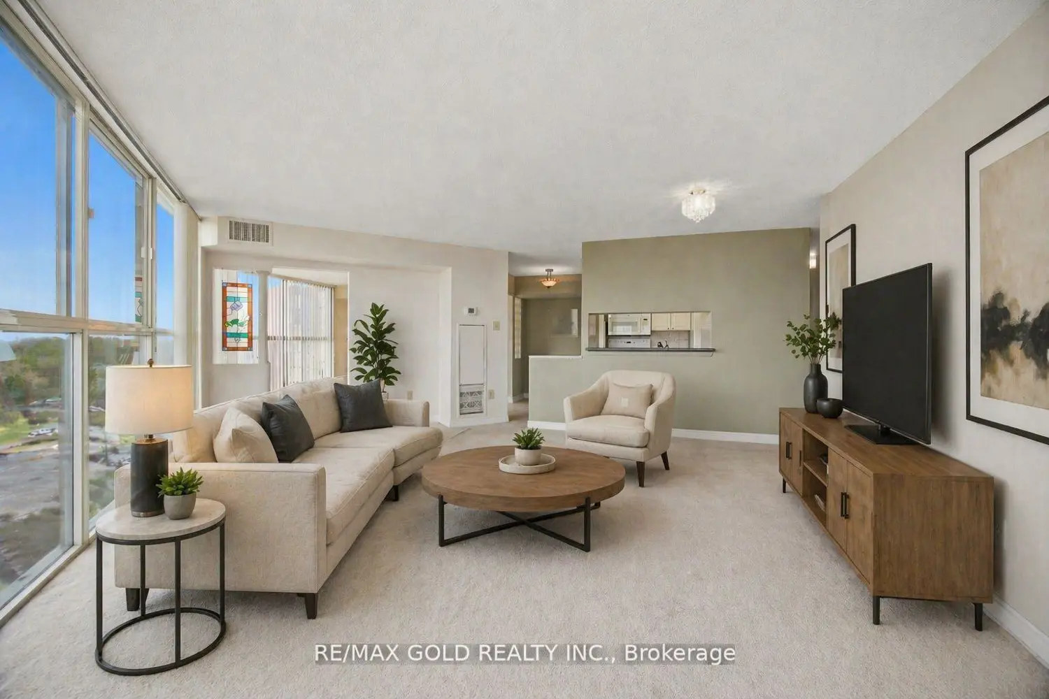 Additional image 5 of 2091 Hurontario Street 908