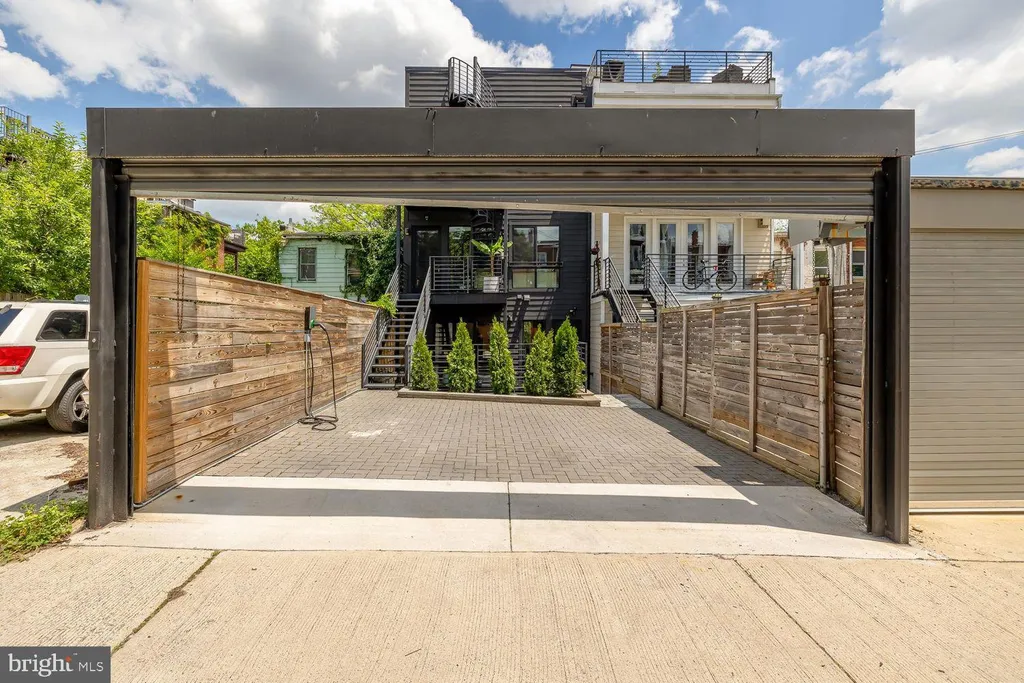 Additional image 48 of 2534 11th Street NW Unit 2, Washington, DC 20001