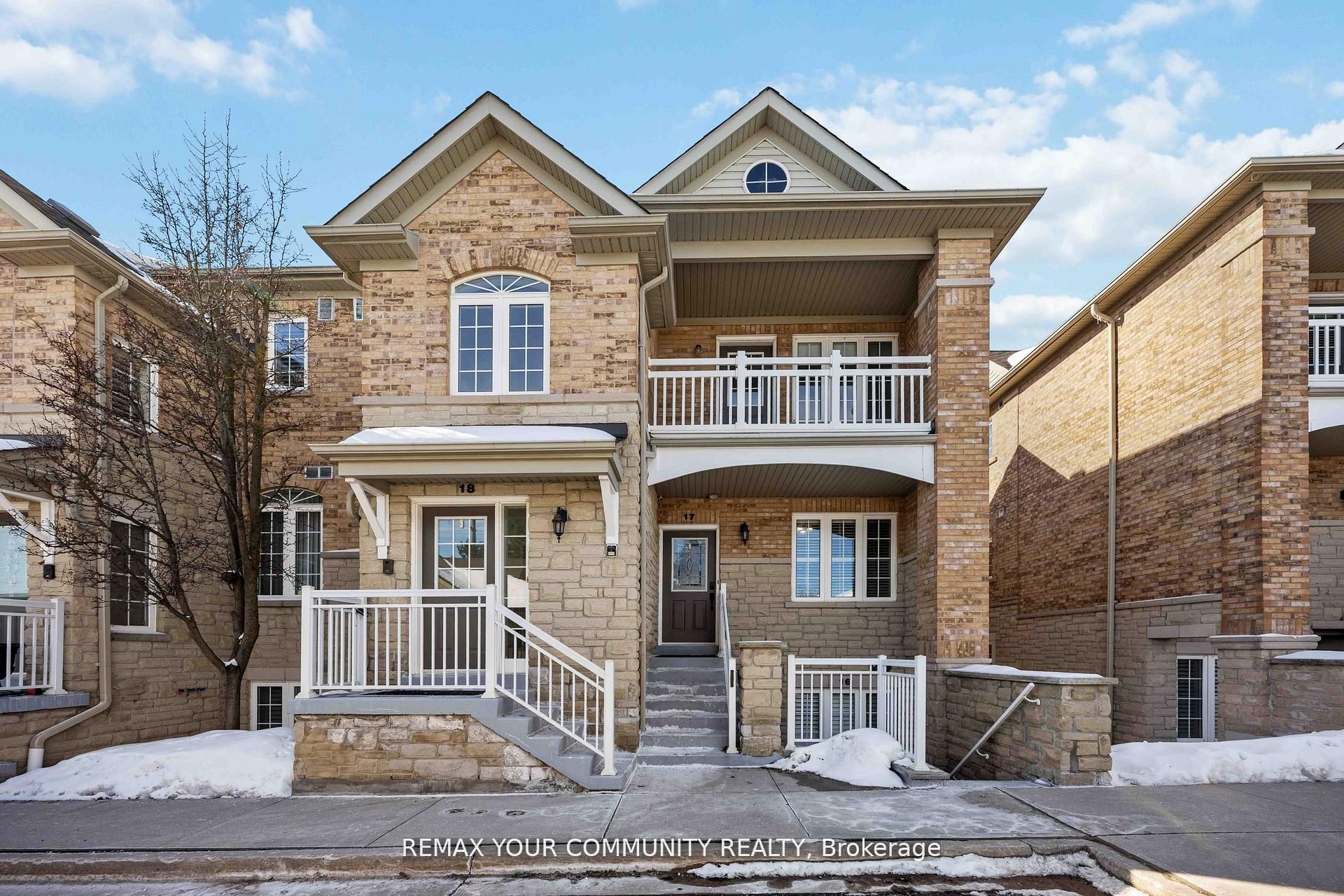 17-520 Silken Laumann Drive, Newmarket, ON, L3X 2S7