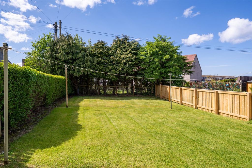 Additional image 10 of 2 bed flat for sale65 Hurkur Crescent, Eyemouth TD14