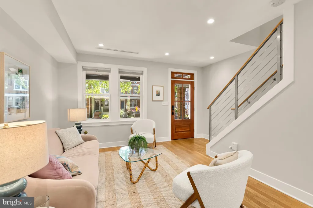 Additional image 5 of 518 23rd Place NE, Washington, DC 20002
