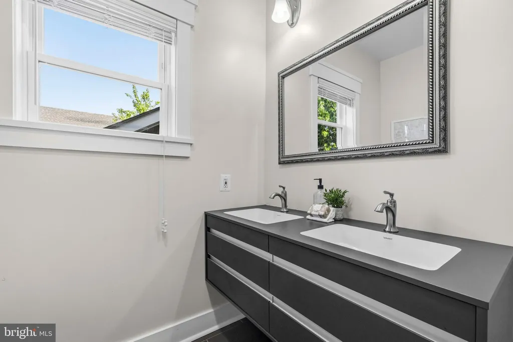 Additional image 32 of 1608 Kearny Street NE, Washington, DC 20018