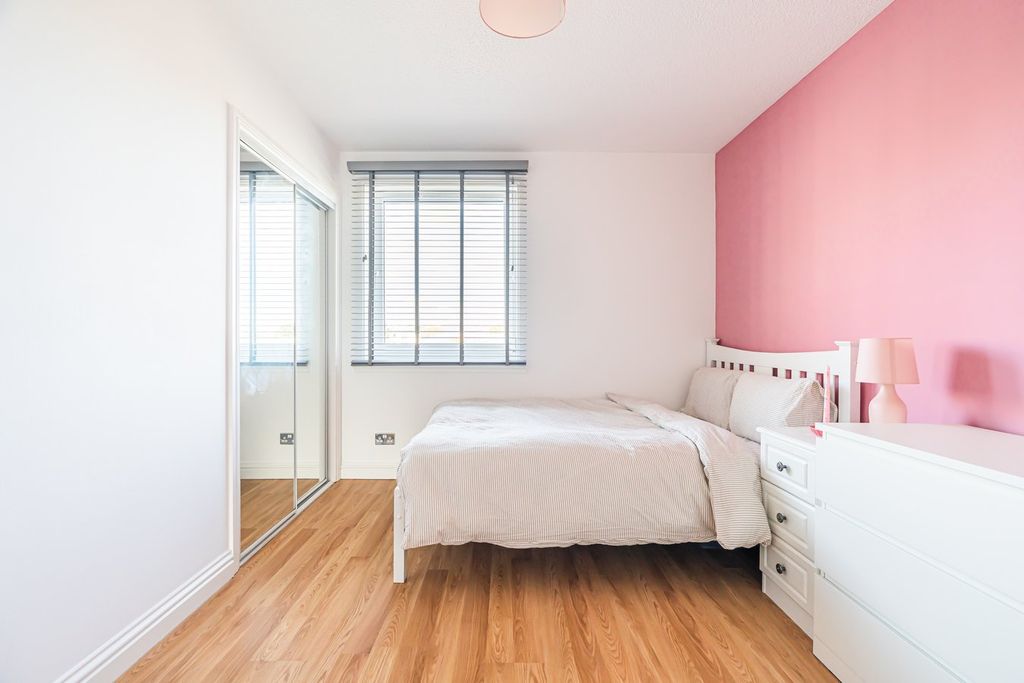 Additional image 6 of 2 bed flat for saleRestalrig Road South, Edinburgh EH7