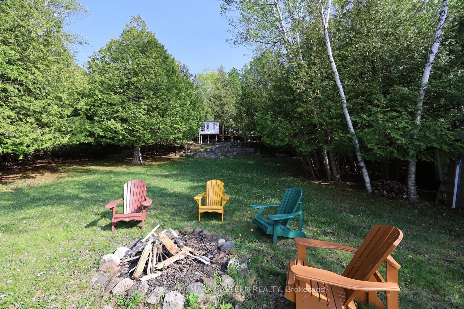 348 Round Lake Road photo 2