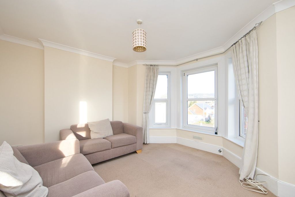 2 bed maisonette for saleBoscombe Road, Folkestone CT19