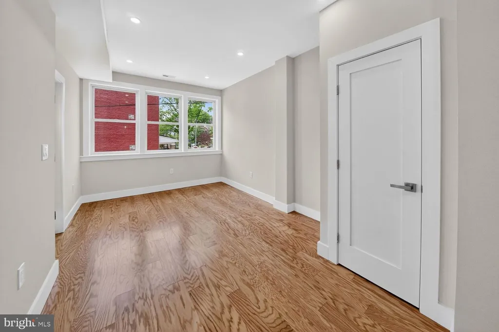 Additional image 14 of 237 Rock Creek Church Road NW, Washington, DC 20011