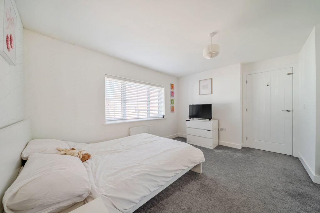 Additional image 11 of 2 bed end terrace house for saleHoo Farm Way, Minster, Ramsgate CT12