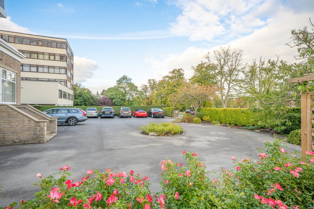Additional image 17 of 3 bed flat for saleBeech Grove, Harrogate, North Yorkshire HG2