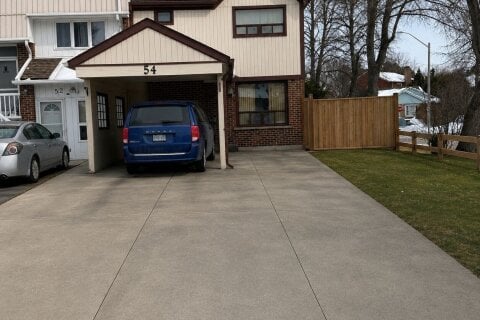 Additional image 2 of 54 Omega Square, Brampton, ON, L6Z 1K5