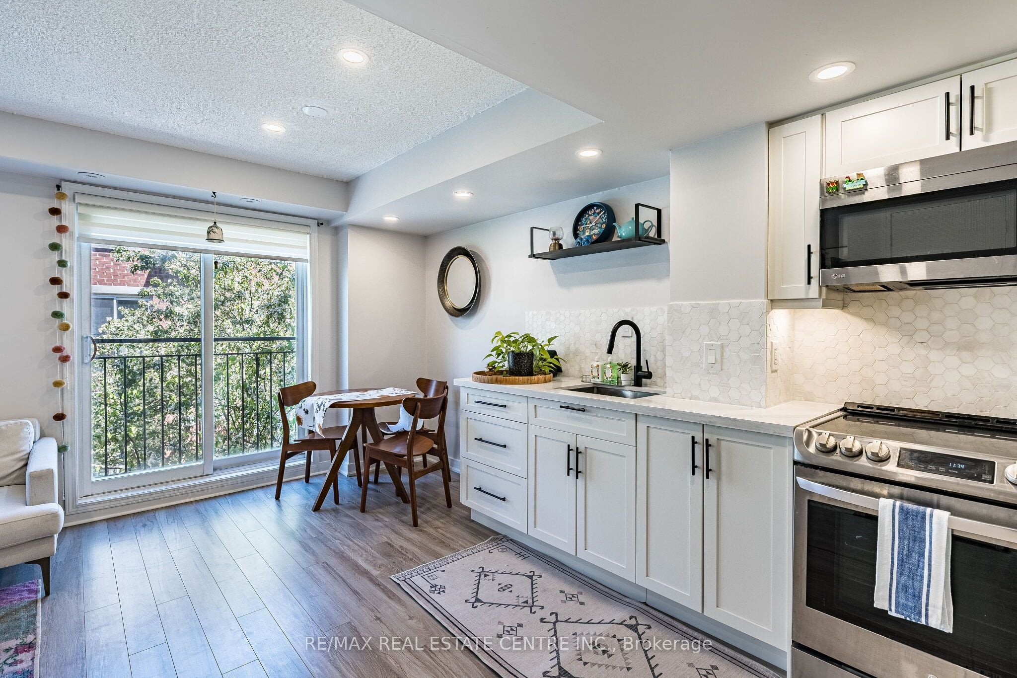 Additional image 4 of 920-16 Laidlaw Street, Toronto, ON, M6K 1X2