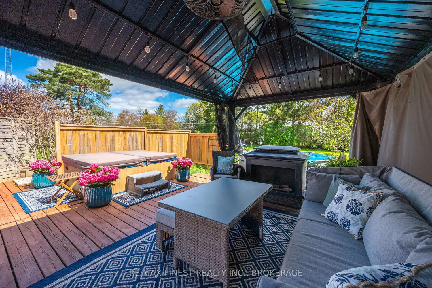 Additional image 8 of 207 Meadow Crescent