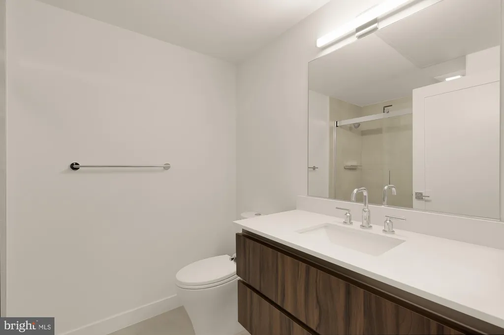 Additional image 13 of 37 L Street SE Unit 507, Washington, DC 20003