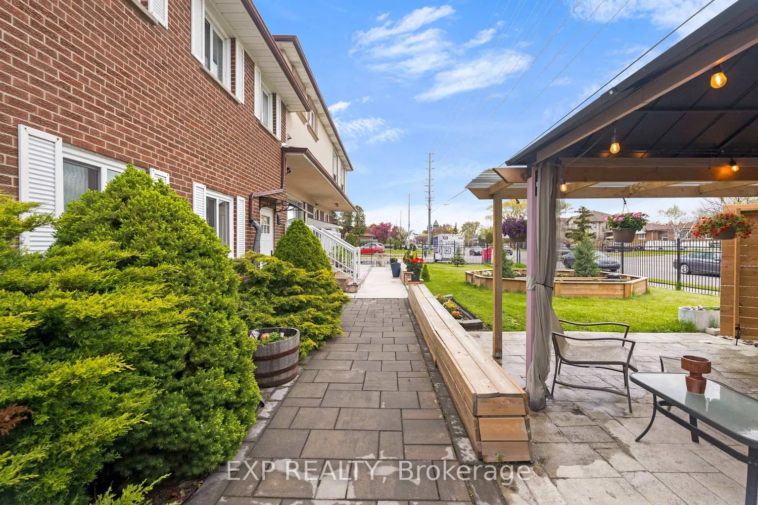 Additional image 17 of 3460 Cawthra Road