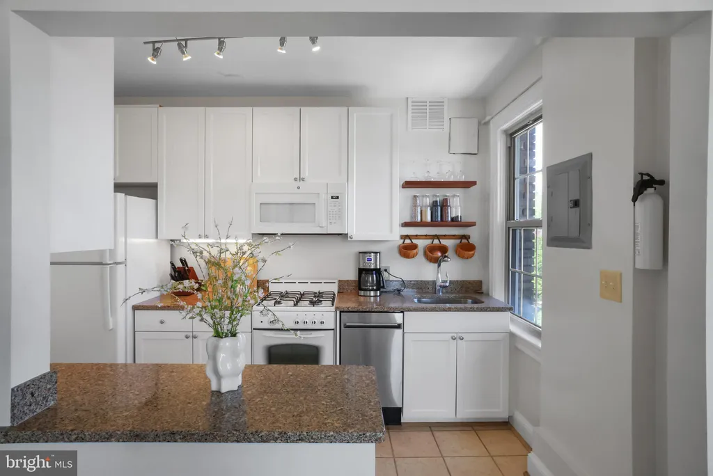 Additional image 13 of 3446 Connecticut Avenue NW Unit 502, Washington, DC 20008