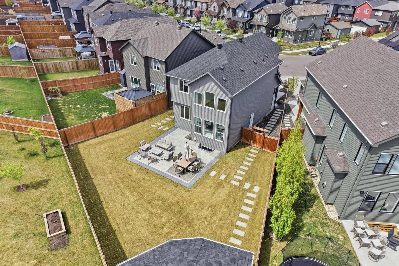 Additional image 8 of 2128 Graydon Hill Crescent SW, Edmonton, AB, T6W4K6