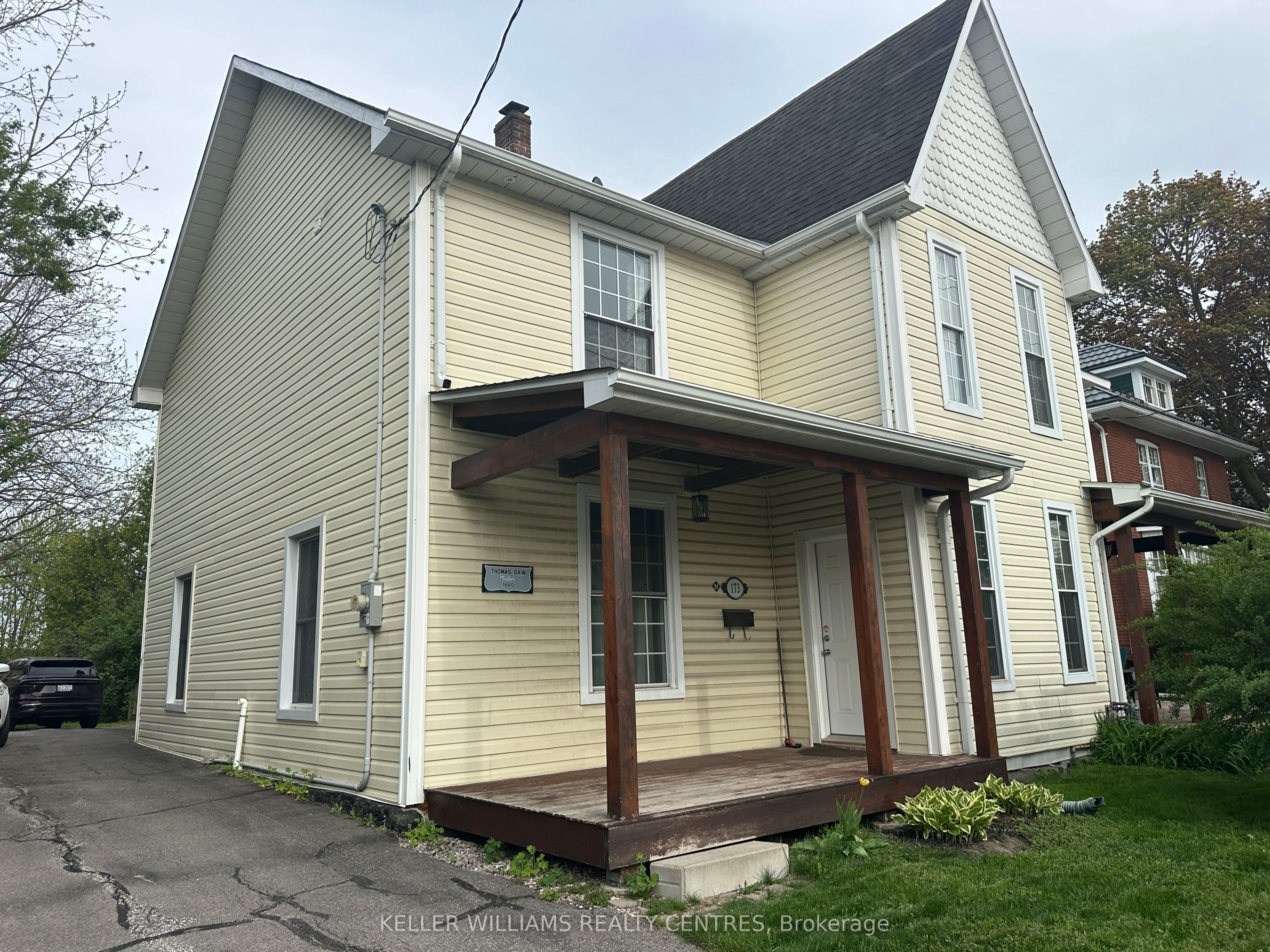 173 B Prospect Street, Newmarket, ON, L3Y 3T7
