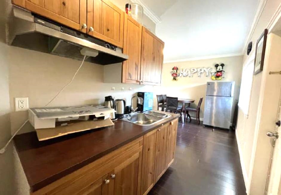 Additional image 5 of 4675 Buxton Court, Burnaby, BC, V5H 1J1