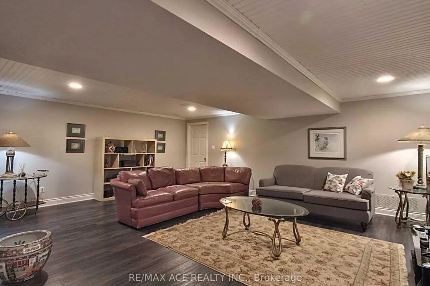 Additional image 12 of 5455 Hoxton Street