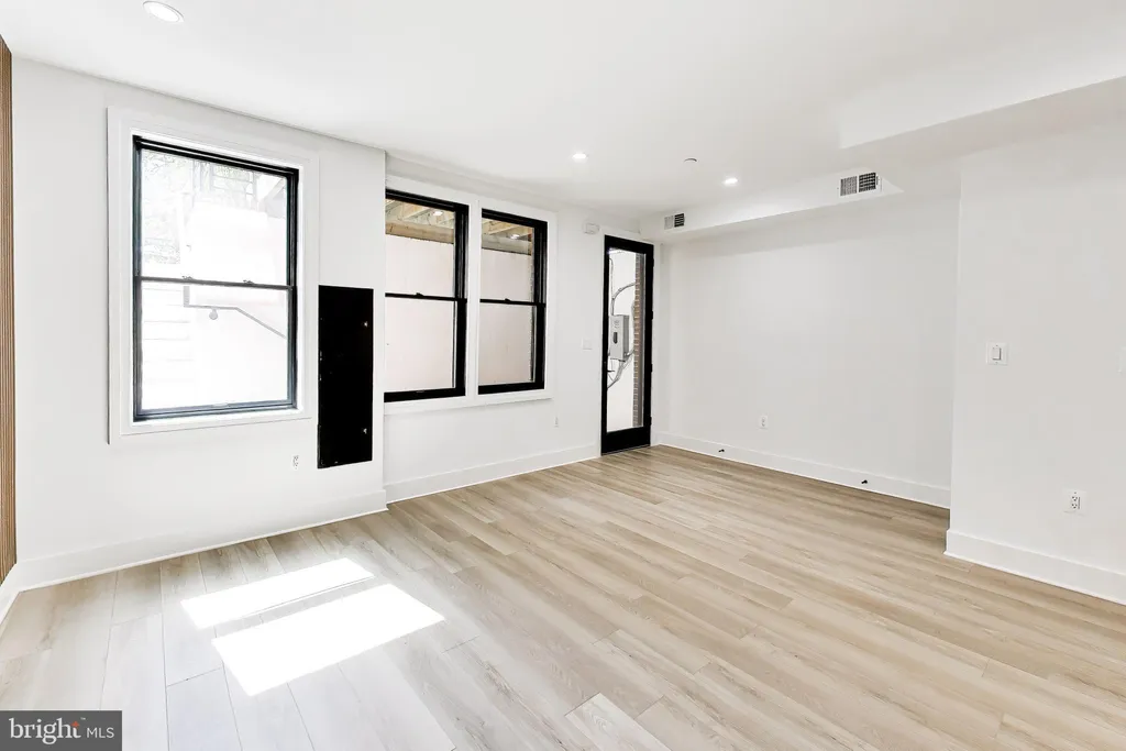 Additional image 6 of 4411 1/2 Illinois Avenue NW Unit B, Washington, DC 20011
