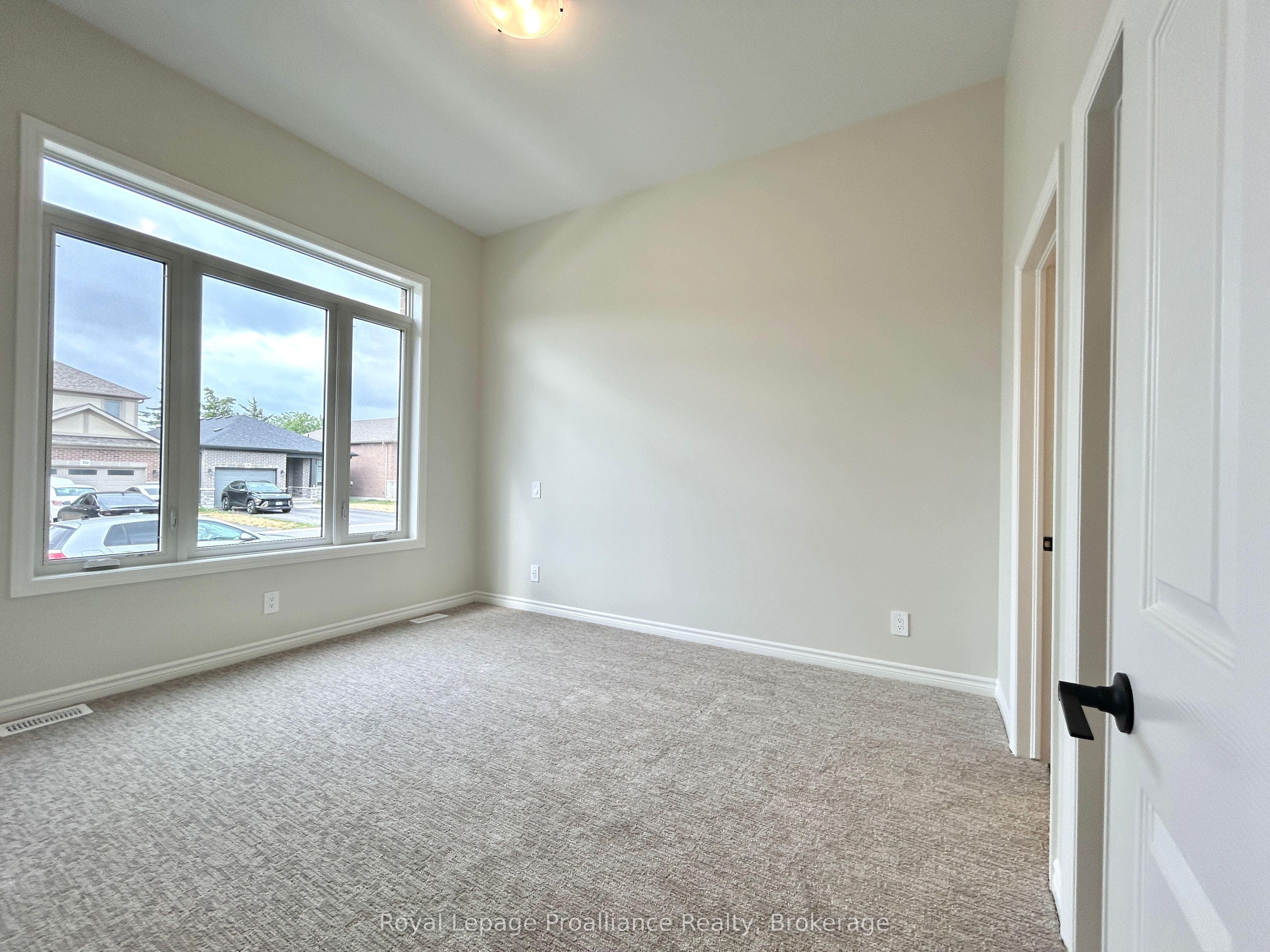 Additional image 3 of 35 Athabaska Drive, Belleville, ON, K8N 0T1