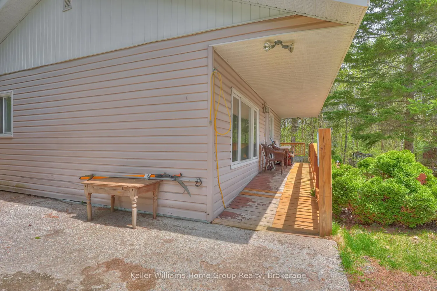 Additional image 8 of 5311 Loop Road